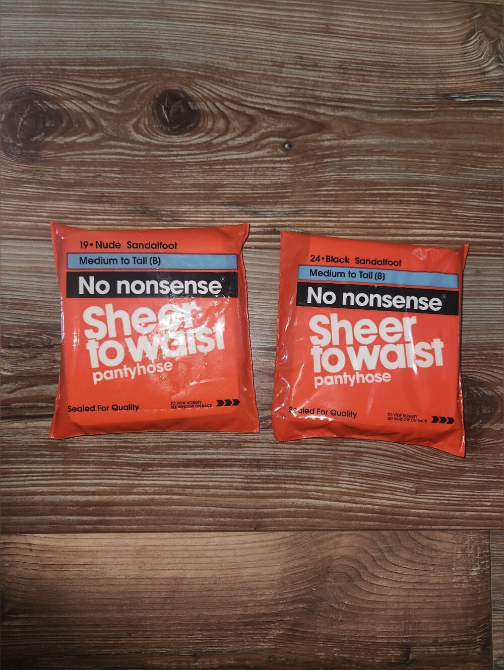 New  (2)No nonsense Sheer to Waist Pantyhose - Size Med/Tall B